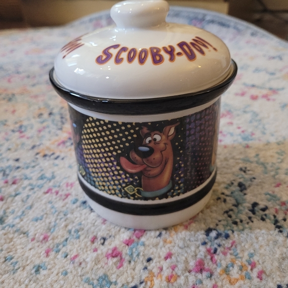 Scooby Doo Dog Scooby Doo Ceramic Dog Biscuit Jar Poshmark